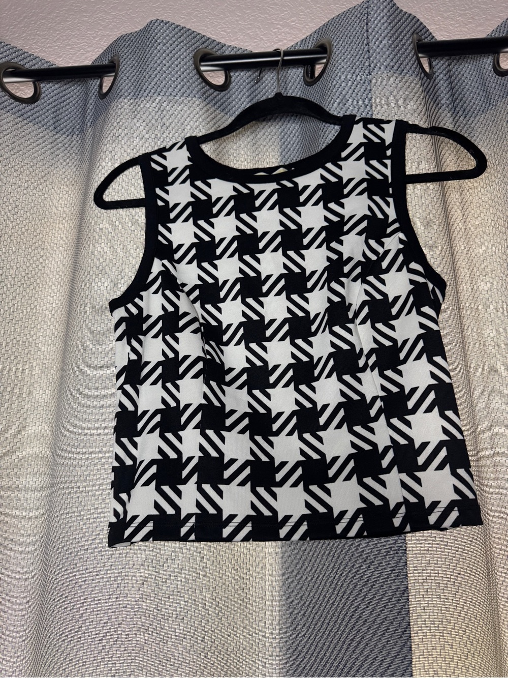Michael Kors Black & White Houndstooth Sweater Tank Top